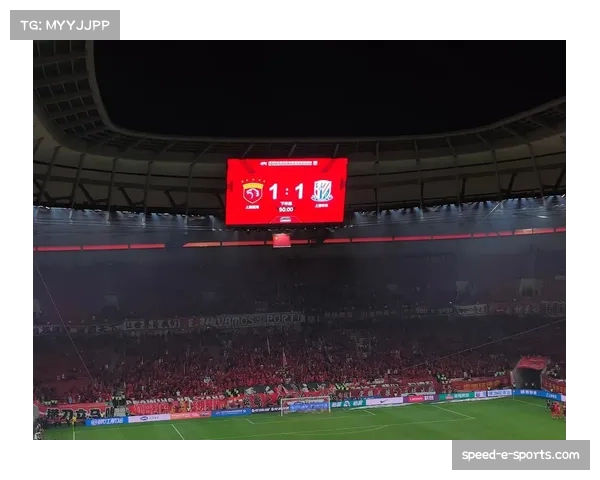 上海海港前场外援堆砌策略 但中场控制力不足致攻守失衡